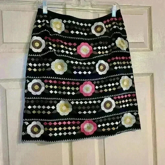 Etcetera Embroidered Knee Length Skirt Size 6 - Picture 1 of 3